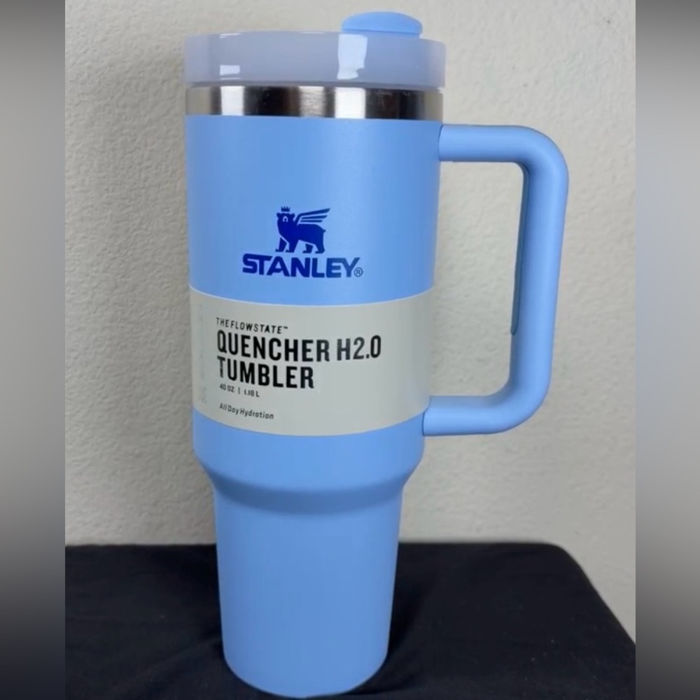 Stanley Light Blue Quencher H2.0 Tumbler